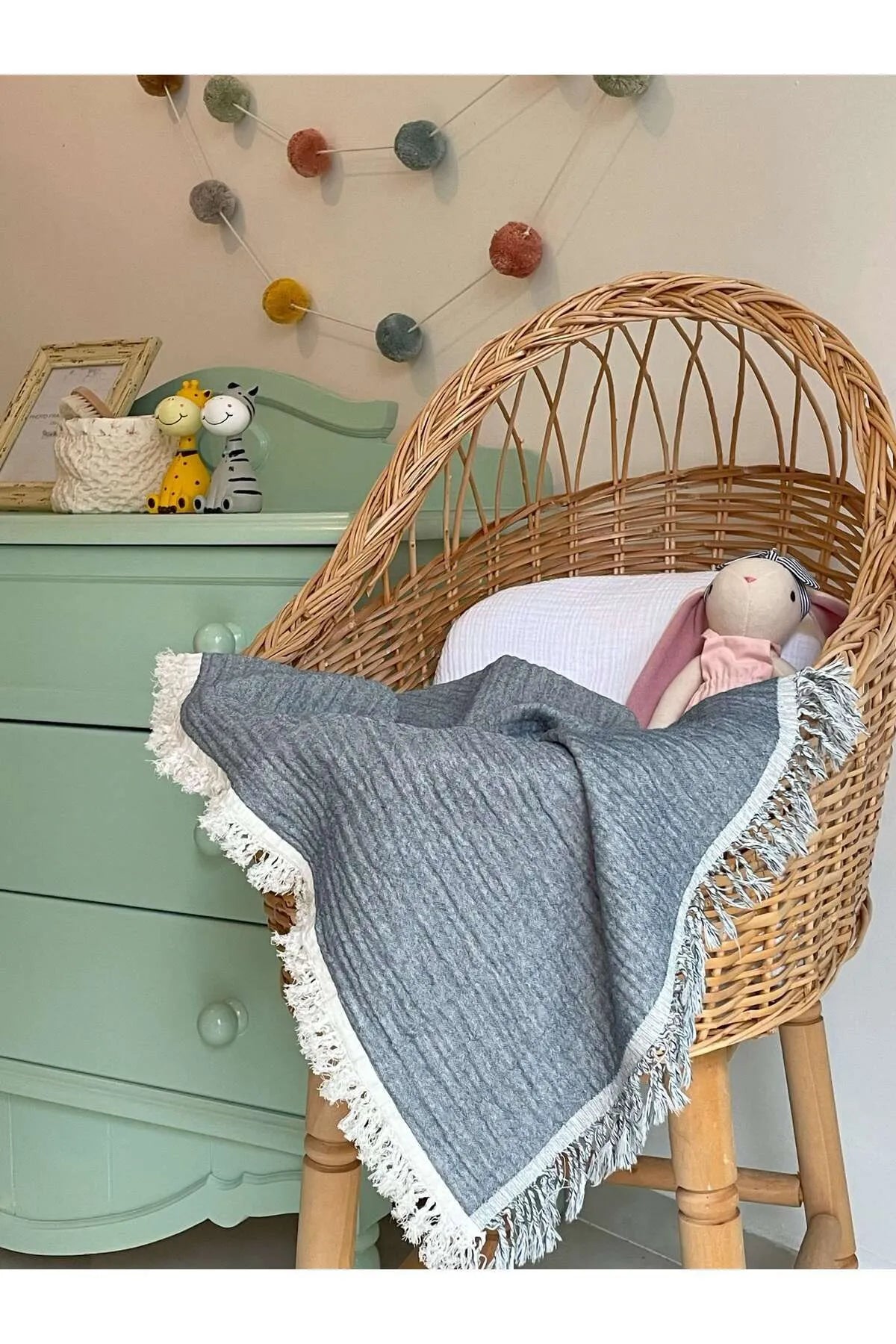 Musselin-Babydecke Graublau / Weiß mit Fransen - 100% Bio-Baumwolle